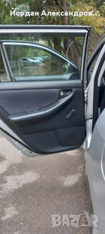 тойота корола , снимка 5 - Автомобили и джипове - 43009760
