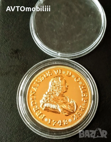 Позлатена средновековна испанска монета в капсула 