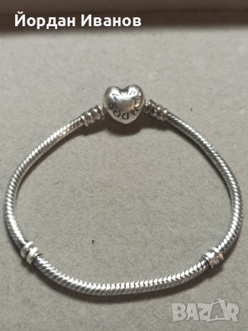 Сребърна гривна "Пандора"