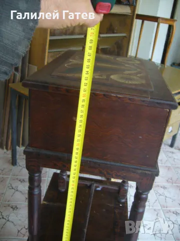 Старинни Нощни Шкафчета - Рисувани, снимка 6 - Шкафове - 47920611