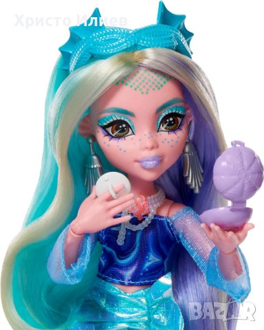 Кукла Monster High Lagoona Blue с гардероб с 15 изненадващи модни аксесоара, снимка 6 - Кукли - 43972365