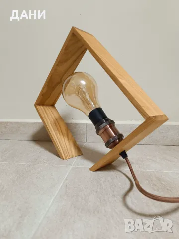 Лампа , снимка 3 - Настолни лампи - 50436697