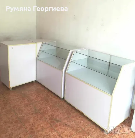 витрини за магазин, ателие