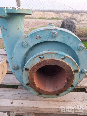 Напорна помпа , снимка 2 - Водни помпи - 53052632