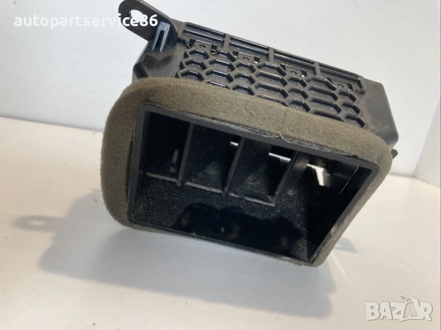 Преден ляв въздуховод за Jeep Patriot 2.0 Crd (2008) 