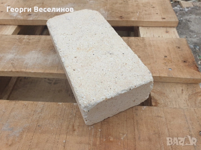 Огнеопорни шамотни тухли 230х113х65 мм, 42% Al2O3, снимка 2 - Строителни материали - 52174609