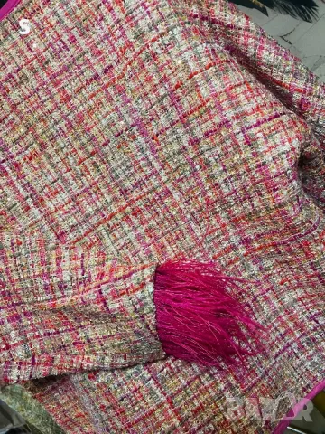 Дамско късо сако тип букле с пера в два цвята, снимка 3 - Сака - 49499898