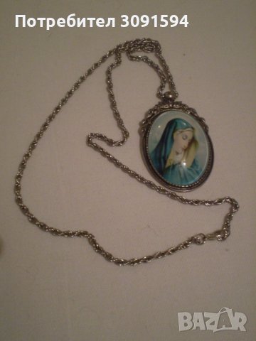 Медальон с висулка  икона под стъкло ДЕВА МАРИЯ Мадона, снимка 3 - Антикварни и старинни предмети - 37850032