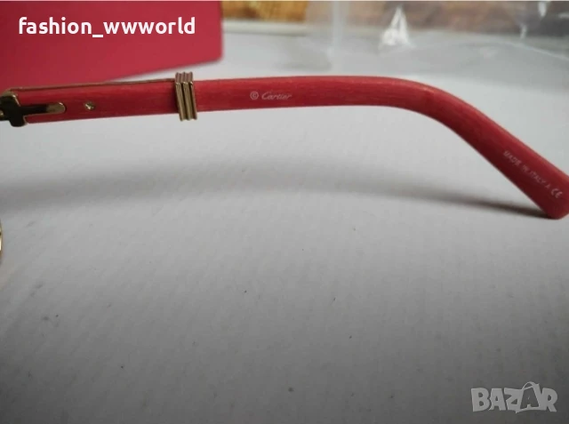 червени очила Cartier , снимка 2 - Слънчеви и диоптрични очила - 51321401