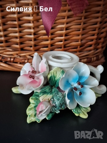 Винтидж свещник *Capodimonte* , снимка 13 - Декорация за дома - 51893367