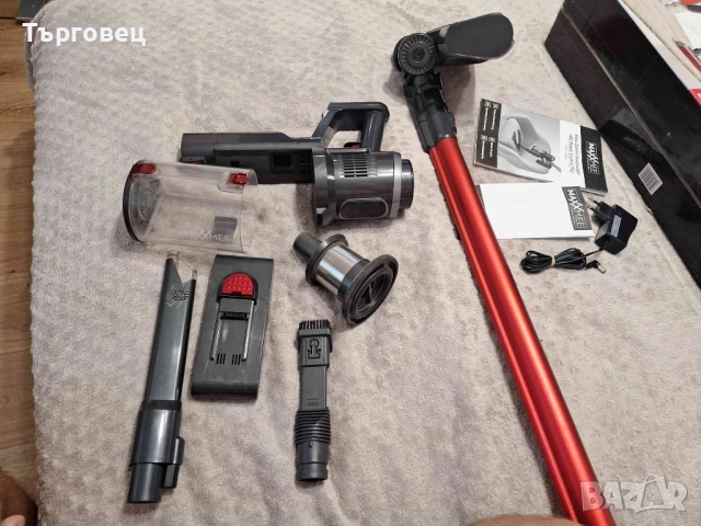 Оригинална немска Безжична/Акумулаторна  Ръчна и Подова Прахосмукачка с Въртяща се Четка, снимка 13 - Прахосмукачки - 51503838