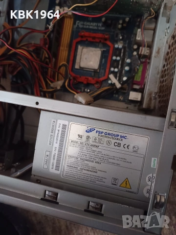 Стар компютър, снимка 3 - Работни компютри - 53380667