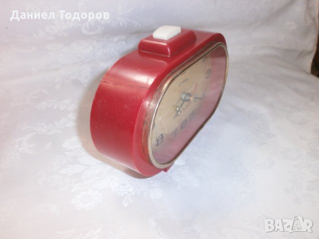 Стар Китайски Механичен Будилник  - Работи и Звъни, снимка 5 - Колекции - 35016376