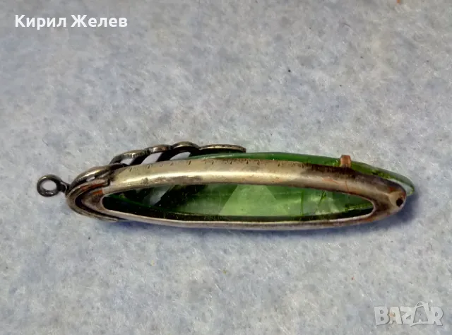 СТАР РУСКИ ДЕБЕЛО ПОСРЕБРЕН МЕЛХИОРЕН МЕДАЛЬОН с ФАСЕТИРАН ЗЕЛЕН КРИСТАЛ ЧАСТ от КОМПЛЕКТ 27519, снимка 13 - Антикварни и старинни предмети - 49917155