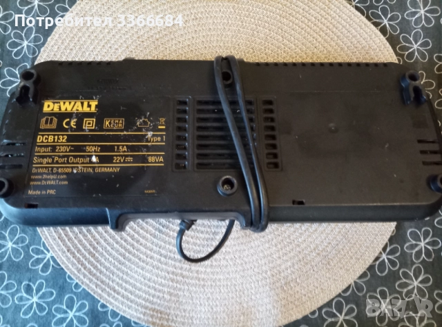 Двойно зарядно dewalt dcb132, снимка 4 - Други инструменти - 52593517