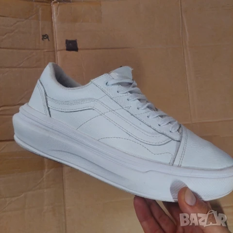 кецове Vans VN0A7Q5 UA Old Skool Overt CC LEATHER номер 44 маратонки , снимка 11 - Маратонки - 50553262