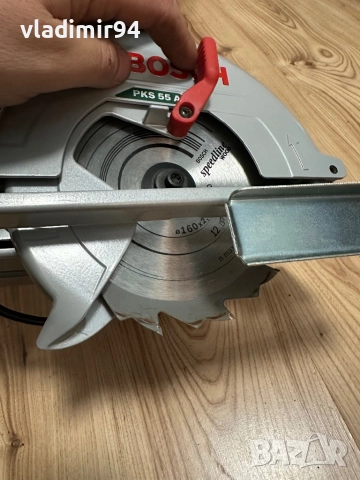 Bosch PKS 55 Pръчен циркуляр, снимка 4 - Триони и циркуляри - 52620680