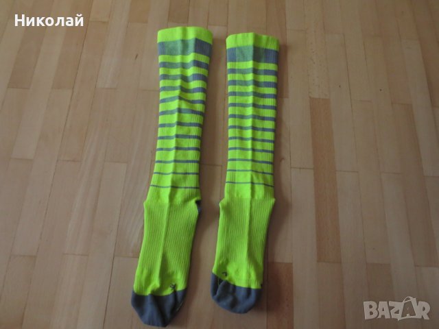 2XU Striped Run Compression Socks, снимка 2 - Мъжки чорапи - 43204449