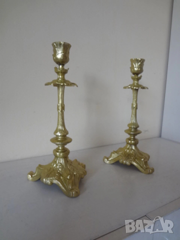 Комплект от 2 бр. бронзови свещника, снимка 12 - Антикварни и старинни предмети - 53079677