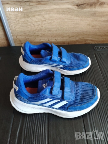 Adidas маратонки, снимка 2 - Детски маратонки - 51945452
