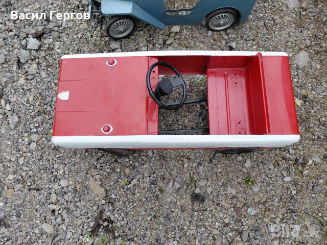 Количка с педали, снимка 2 - Антикварни и старинни предмети - 53470435