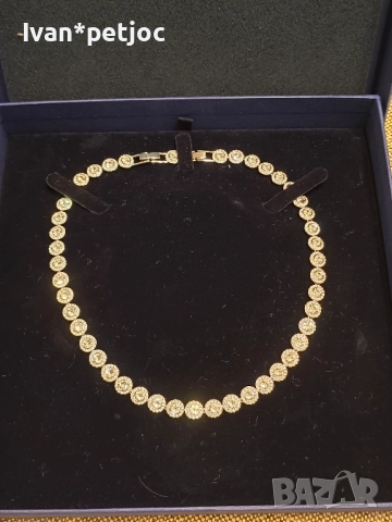 Оригинално колие Swarovski Una Angelic, снимка 2 - Колиета, медальони, синджири - 52406736