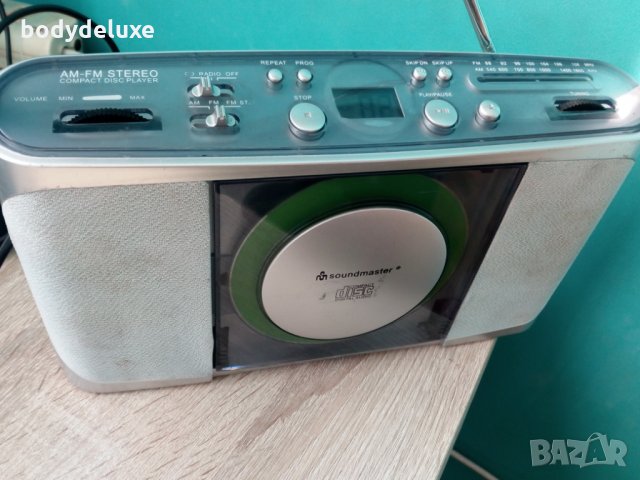 Soundmaster RCD1400 радио компакт  диск плейър, снимка 3 - Аудиосистеми - 20035655