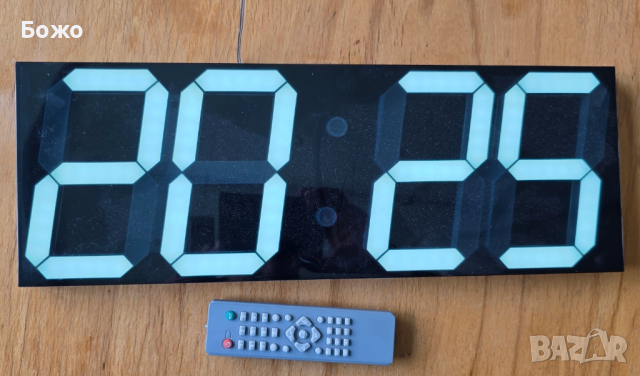 Нов Голям цифров LED часовник с календар, термометър, аларми, броячи и дистанционно, снимка 3 - Стенни часовници - 51713808