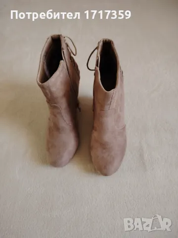 Дамски боти, снимка 4 - Дамски боти - 50007428