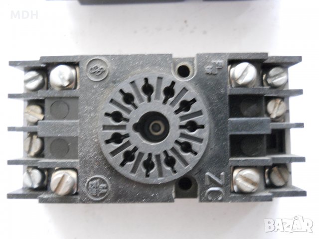 цокли за релета  RP 700 - 11 пина, снимка 3 - Друга електроника - 28526518