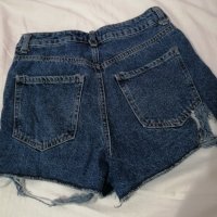 Уейкики нови панталонки , снимка 2 - Детски къси панталони - 38827353