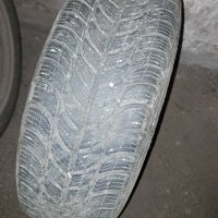 Зимни гуми с джанти за Рено , снимка 2 - Гуми и джанти - 43545379