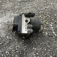 Помпа ABS за Audi A4 B5 , снимка 1 - Части - 43694777