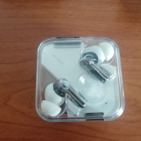Безжични слушалки Nothing Ear (1) като нови, снимка 2 - Безжични слушалки - 44866734