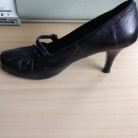 Обувки , снимка 4 - Дамски обувки на ток - 40811245