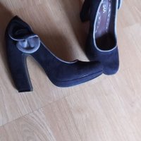 Продавам дамски обувки JENNIKA, снимка 3 - Дамски обувки на ток - 28560831