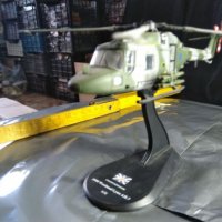 Колекционерски, военен хеликоптер 1:72 , снимка 1 - Колекции - 27265423