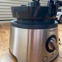Продавам кухненски робот PHILIPS с блендер и сокоизстисквачка, снимка 3 - Кухненски роботи - 43211177