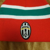 оригинална зимна шапка на  Ювентус  Juventus, снимка 3 - Шапки - 39595232
