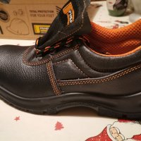 продавам мъжки работни обувки, снимка 2 - Други - 40304464