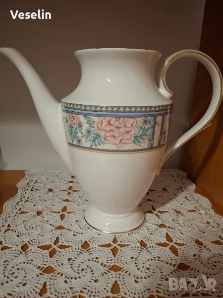 Порцеланова кана- чайник , снимка 1
