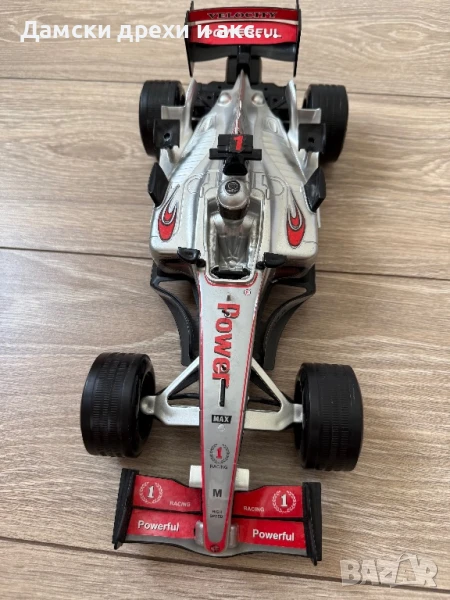 Състезателна кола формула 1, снимка 1