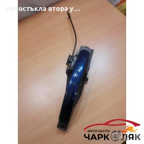 Дръжка врата предна дясна външна Форд Фокус хечбек 06г, снимка 1