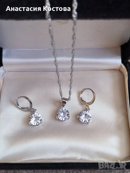 Дамски комплект бижута - колие и обеци, снимка 1