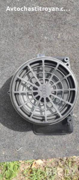 Тонклона Bang & Olufsen Audi A5 Coupe - 8T0 035 412D, снимка 1