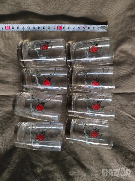 Продавам стъклени чаши с калинка., снимка 1