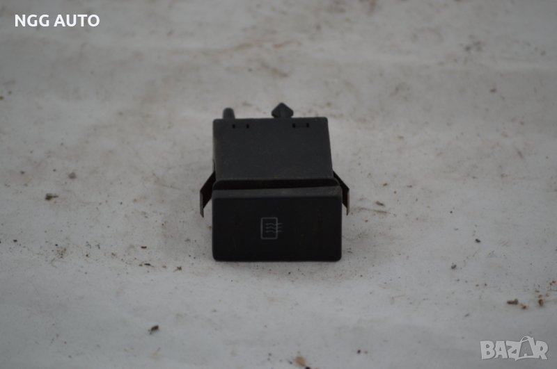 Бутон подгрев задно стъкло за Volkswagen Passat Variant B5.5 (09.2000 - 08.2005), № 3B0 959 621 D, снимка 1