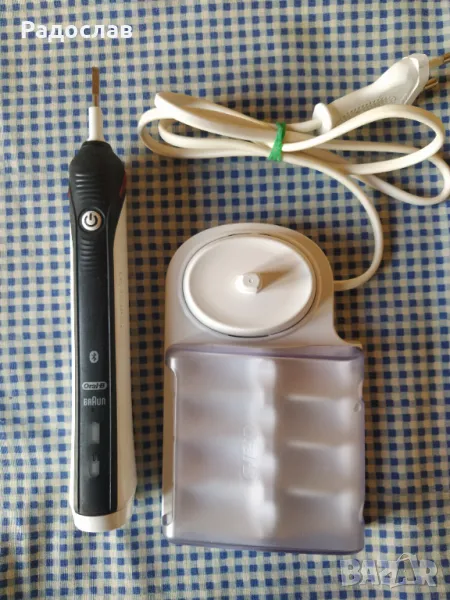 електрическа четка за зъби Braun, снимка 1