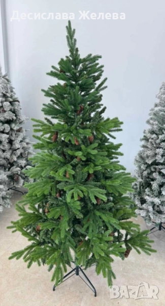 Красива коледна елха с естествено излъчване , снимка 1