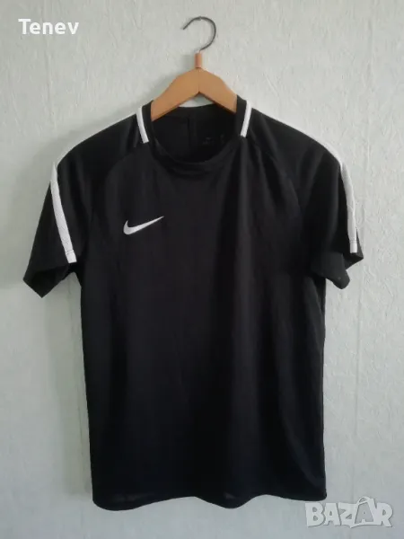 Nike оригинална нова черна тениска фланелка размер М, снимка 1